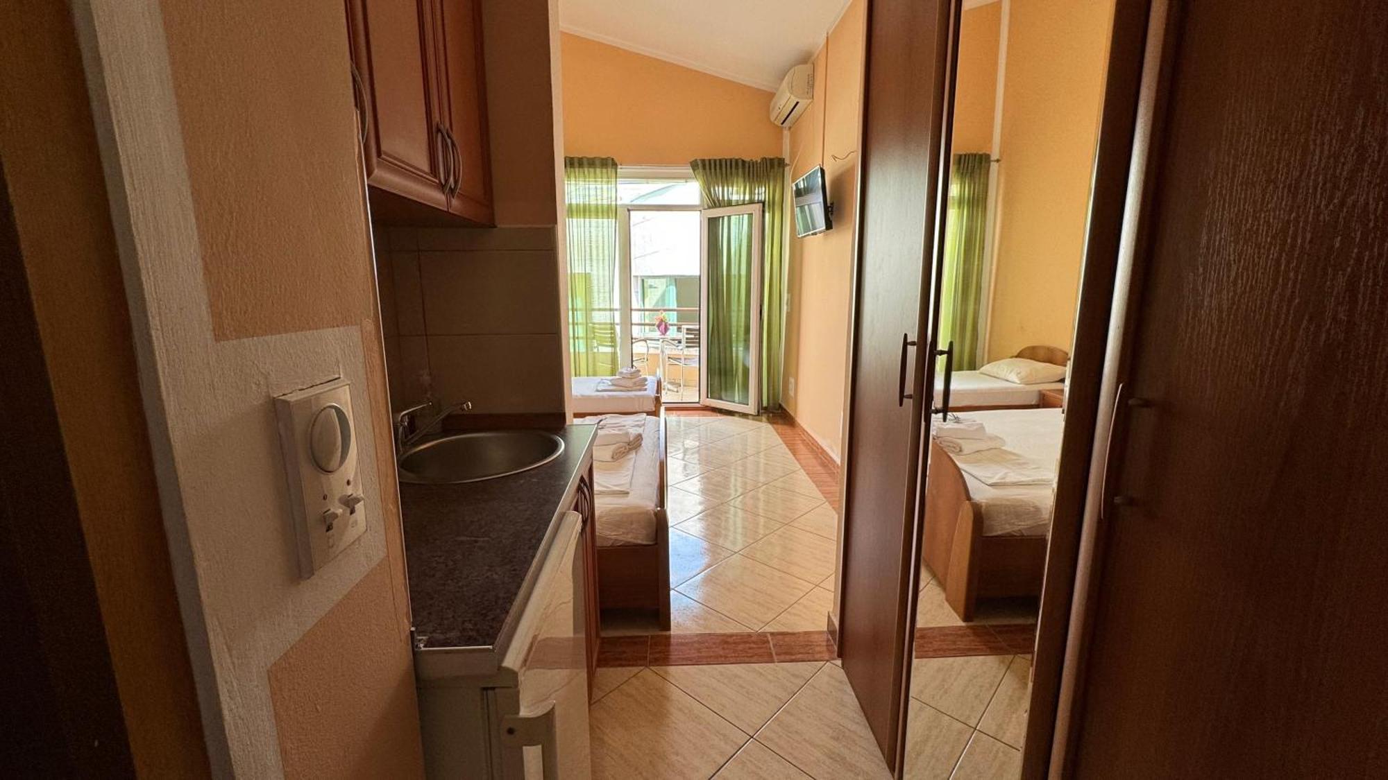 Sea La Vie Apartments Ulcinj Exteriör bild